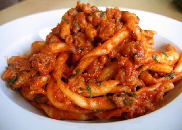 Strozzapreti al Ragù