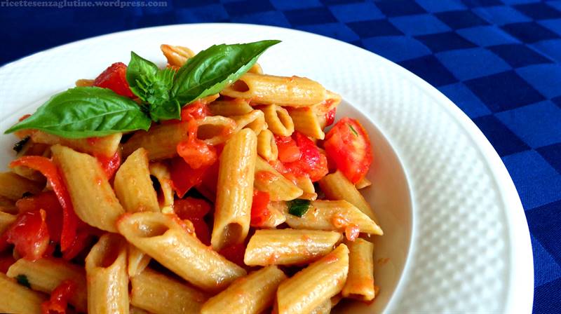 Maccheroni Pomodoro e Basilico